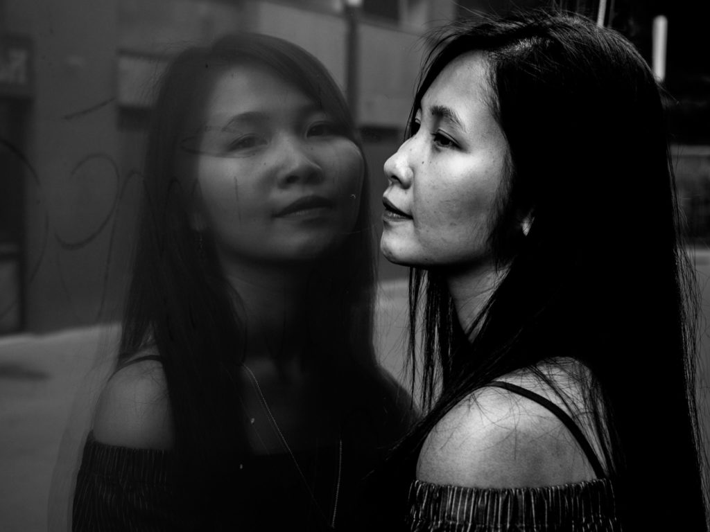2019 - Black & White - Trang